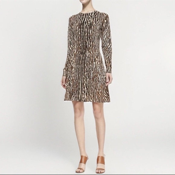 New Michael Kors Fit & Flare Leopard Animal Print Long Sleeve Sweater Dress Sm - Picture 1 of 14